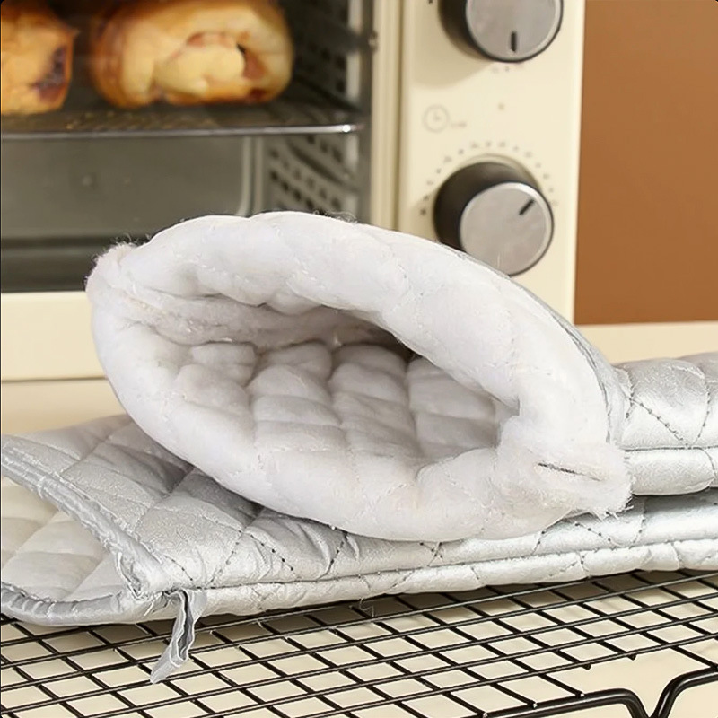 キッチン用断熱手袋。高温に強く、火傷防止機能付き。電子レンジ - Microwave Oven のレビューと価格